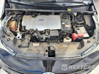 Zdjęcie 11 z 12 samochodu: 2018 TOYOTA PRIUS FOUR VIN:JTDKARFU1J3059000 - miniatura