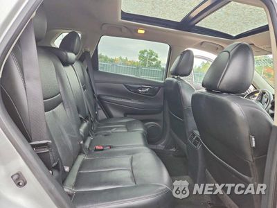 Zdjęcie 11 z 13 samochodu: 2017 NISSAN ROGUE SL VIN:5N1AT2MV2HC863014 - miniatura