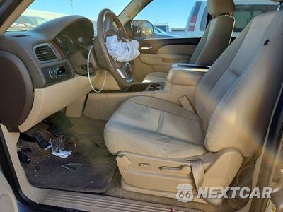 Zdjęcie 7 z 13 samochodu: 2014 GMC YUKON SLE VIN:1GKS1AE05ER248109 - miniatura