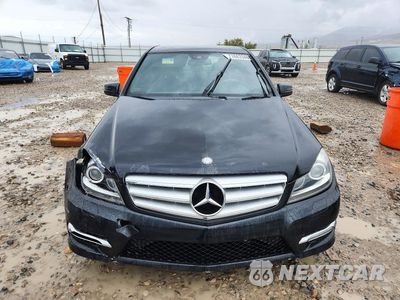 Piąte zdjęcie samochodu w środku: 2012 MERCEDES-BENZ C 300 4MATIC VIN:WDDGF8BB0CR200148 - miniatura