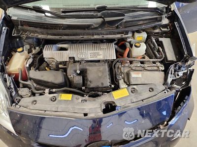 Zdjęcie 11 z 12 samochodu: 2013 TOYOTA PRIUS THREE VIN:JTDKN3DU3D0352309 - miniatura