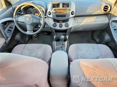 Zdjęcie 8 z 13 samochodu: 2008 TOYOTA RAV4 BASE VIN:JTMBD33V486067196 - miniatura
