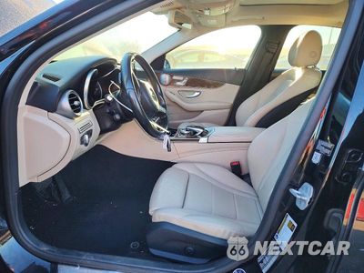 Zdjęcie 7 z 12 samochodu: 2015 MERCEDES-BENZ C 300 4MATIC VIN:55SWF4KB7FU000844 - miniatura