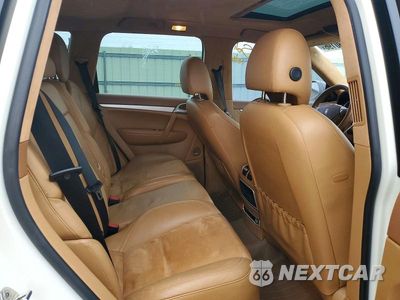 Zdjęcie 11 z 13 samochodu: 2010 PORSCHE CAYENNE GTS VIN:WP1AD2APXALA60527 - miniatura