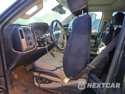 Zdjęcie 8 z 13 samochodu: 2019 CHEVROLET SILVERADO K3500 HIGH COUNTRY VIN:1GC4KYEY1KF145203 - miniatura