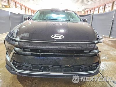 Piąte zdjęcie samochodu w środku: 2026 HYUNDAI SONATA HYBRID BLUE VIN:KMHL24JJ0TA175378 - miniatura