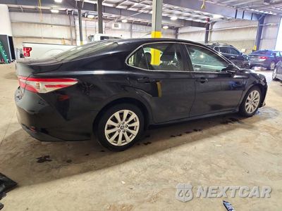 Trzecie zdjęcie samochodu z tyłu: 2018 TOYOTA CAMRY LE VIN:JTNB11HK8J3001099 - miniatura