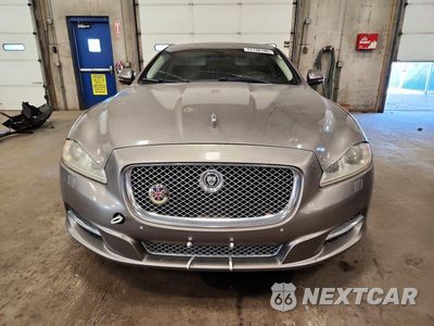 Piąte zdjęcie samochodu w środku: 2011 JAGUAR XJL VIN:SAJWA2GB4BLV06749 - miniatura