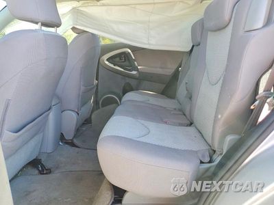 Zdjęcie 11 z 13 samochodu: 2008 TOYOTA RAV4 BASE VIN:JTMZD33V185111563 - miniatura