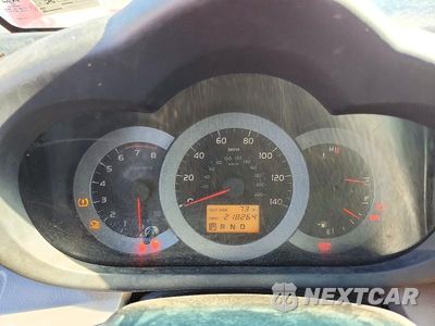 Zdjęcie 9 z 13 samochodu: 2006 TOYOTA RAV4 LIMITED VIN:JTMBD31V965001555 - miniatura