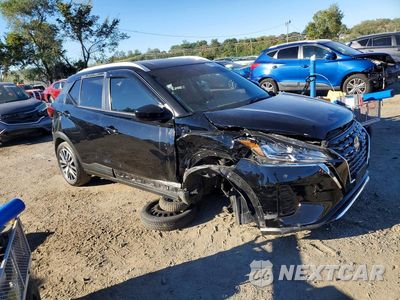 Czwarte zdjęcie samochodu z boku: 2023 NISSAN KICKS SV VIN:3N1CP5CV6PL540465 - miniatura