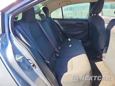 Zdjęcie 10 z 12 samochodu: 2022 TOYOTA COROLLA LE VIN:JTDEPMAE8NJ210690 - miniatura