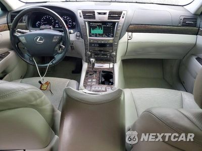 Zdjęcie 8 z 12 samochodu: 2008 LEXUS LS 600HL VIN:JTHDU46F785000258 - miniatura