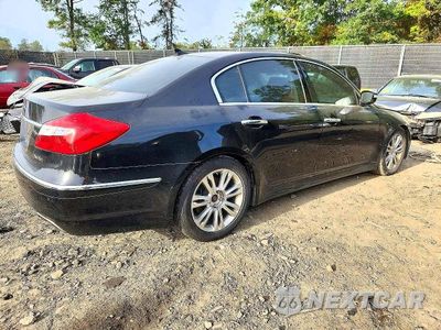Trzecie zdjęcie samochodu z tyłu: 2014 HYUNDAI GENESIS 3.8L VIN:KMHGC4DD4EU260455 - miniatura