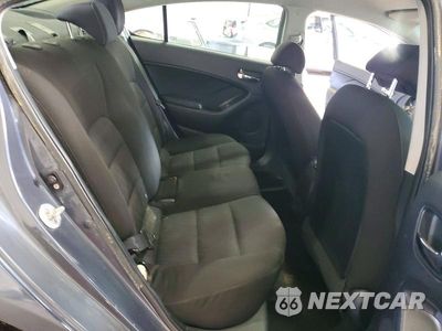 Zdjęcie 10 z 13 samochodu: 2014 KIA FORTE LX VIN:KNAFK4A65E5048289 - miniatura