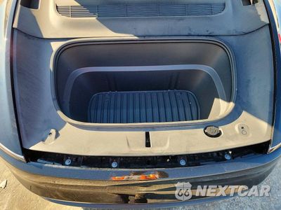 Zdjęcie 11 z 13 samochodu: 2026 TESLA MODEL Y VIN:7SAYGDEE4TA591224 - miniatura