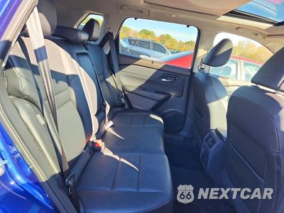 Zdjęcie 11 z 14 samochodu: 2022 NISSAN ROGUE SV VIN:5N1BT3BB1NC675017 - miniatura