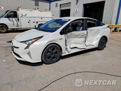 2017 TOYOTA PRIUS THREE TOURING JTDKARFU9H3043010 - główne zdjęcie licytacji z USA - miniatura