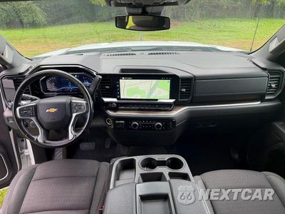 Zdjęcie 6 z 13 samochodu: 2022 CHEVROLET SILVERADO K1500 LT VIN:1GCVDDET3NZ612877 - miniatura