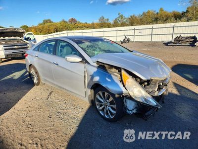 Czwarte zdjęcie samochodu z boku: 2012 HYUNDAI SONATA LIMITED 2.0T VIN:5NPEC4AB1CH392885 - miniatura