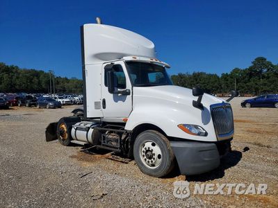 Czwarte zdjęcie samochodu z boku: 2019 INTERNATIONAL LT625 SEMI TRUCK VIN:1HSDYAPR1KH081154 - miniatura