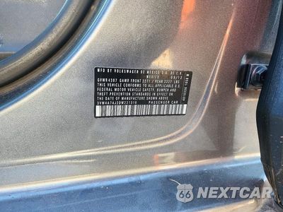 Zdjęcie 12 z 12 samochodu: 2013 VOLKSWAGEN JETTA GLI VIN:3VW4A7AJ2DM231318 - miniatura