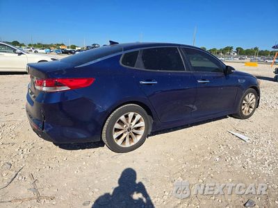 Trzecie zdjęcie samochodu z tyłu: 2017 KIA OPTIMA LX VIN:5XXGT4L36HG122472 - miniatura