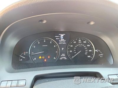 Zdjęcie 9 z 13 samochodu: 2017 LEXUS LS 460 VIN:JTHCL5EF5H5028873 - miniatura