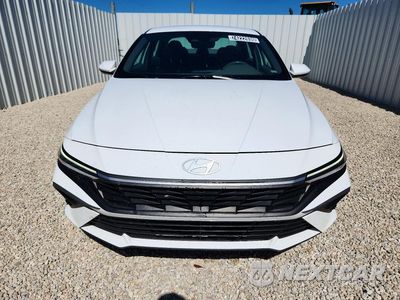 Piąte zdjęcie samochodu w środku: 2024 HYUNDAI ELANTRA SEL VIN:KMHLM4DG4RU770283 - miniatura