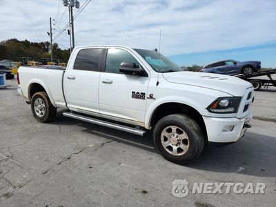 Czwarte zdjęcie samochodu z boku: 2017 RAM 2500 LARAMIE VIN:3C6UR5FL6HG767386 - miniatura