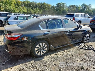 Trzecie zdjęcie samochodu z tyłu: 2017 HONDA ACCORD TOURING HYBRID VIN:JHMCR6F73HC011027 - miniatura