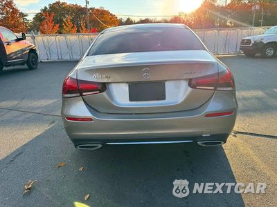 Piąte zdjęcie samochodu w środku: 2019 MERCEDES-BENZ A 220 4MATIC VIN:WDD3G4FB6KW033891 - miniatura