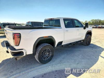 Trzecie zdjęcie samochodu z tyłu: 2024 GMC SIERRA K2500 AT4 VIN:1GT49PEY1RF332988 - miniatura