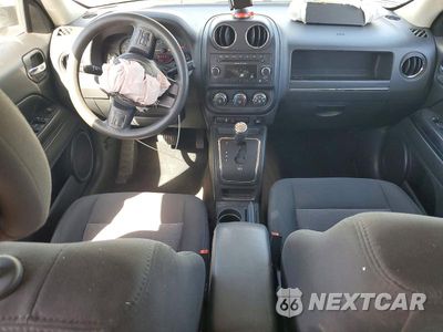 Zdjęcie 8 z 14 samochodu: 2014 JEEP PATRIOT SPORT VIN:1C4NJPBA7ED545890 - miniatura