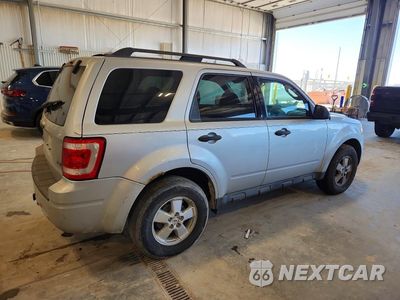 Trzecie zdjęcie samochodu z tyłu: 2010 FORD ESCAPE XLT VIN:1FMCU9DG1AKB88462 - miniatura