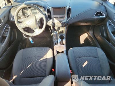 Zdjęcie 8 z 12 samochodu: 2017 CHEVROLET CRUZE LT VIN:3G1BE6SM1HS604456 - miniatura