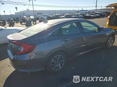 Trzecie zdjęcie samochodu z tyłu: 2018 HONDA CIVIC EX VIN:2HGFC2F79JH517801 - miniatura