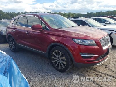 Czwarte zdjęcie samochodu z boku: 2019 LINCOLN MKC RESERVE VIN:5LMCJ3C90KUL06545 - miniatura