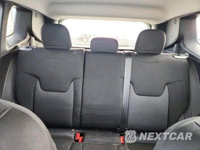 Zdjęcie 10 z 14 samochodu: 2018 JEEP RENEGADE SPORT VIN:ZACCJBAB4JPJ56881 - miniatura