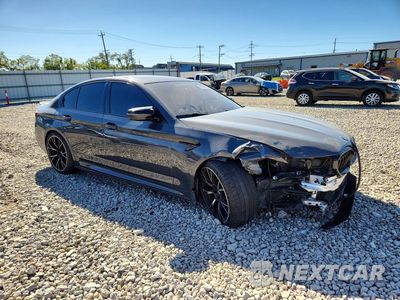 Czwarte zdjęcie samochodu z boku: 2021 BMW M5 VIN:WBS83CH04MCG67007 - miniatura