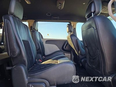 Zdjęcie 11 z 13 samochodu: 2018 DODGE GRAND CARAVAN SXT VIN:2C4RDGCG5JR239371 - miniatura