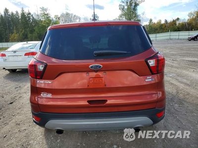 Zdjęcie 6 z 13 samochodu: 2019 FORD ESCAPE SE VIN:1FMCU9GD0KUA61578 - miniatura