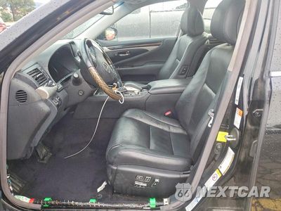 Zdjęcie 7 z 12 samochodu: 2017 LEXUS LS 460 VIN:JTHCL5EF2H5029074 - miniatura