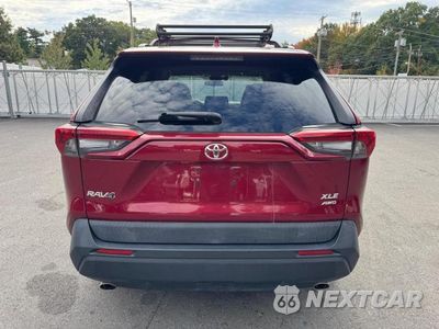 Piąte zdjęcie samochodu w środku: 2019 TOYOTA RAV4 XLE PREMIUM VIN:2T3A1RFV8KC047673 - miniatura