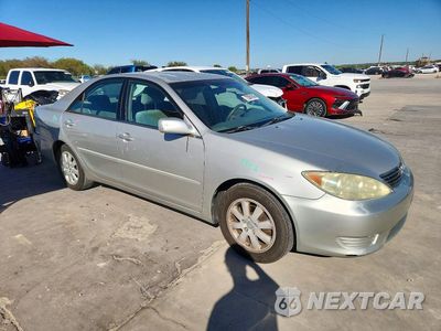 Czwarte zdjęcie samochodu z boku: 2006 TOYOTA CAMRY LE VIN:4T1BE32KX6U161897 - miniatura
