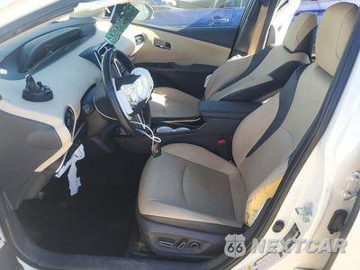 Zdjęcie 7 z 12 samochodu: 2016 TOYOTA PRIUS FOUR VIN:JTDKARFU7G3017892 - miniatura