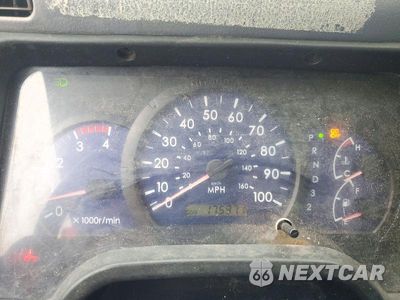 Zdjęcie 9 z 12 samochodu: 2007 STERLING TRUCK MITSUBISHI CHASSIS COE 40 VIN:JLSBBD1S77K016505 - miniatura