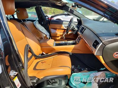 Zdjęcie 7 z 12 samochodu: 2015 JAGUAR XF 3.0 SPORT AWD VIN:SAJWJ0FF5F8U52346 - miniatura