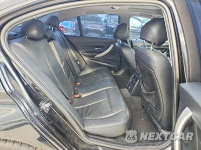 Zdjęcie 10 z 12 samochodu: 2012 BMW 328 I VIN:WBA3A5C56CF340461 - miniatura