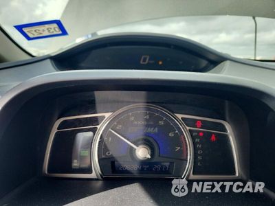 Zdjęcie 9 z 12 samochodu: 2006 HONDA CIVIC HYBRID VIN:JHMFA36296S012869 - miniatura